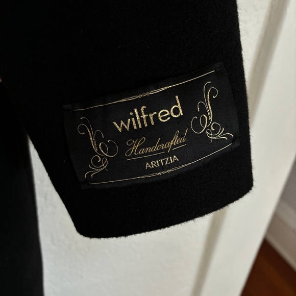 Aritzia — Wilfred line — The Only Coat, Wool and Cashmere - Picture 6 of 9